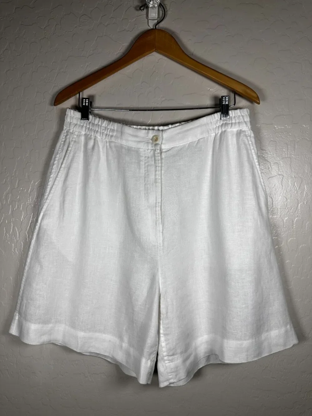 COS White 100% Linen Pull-On Shorts Size Large - Picture 7 of 13